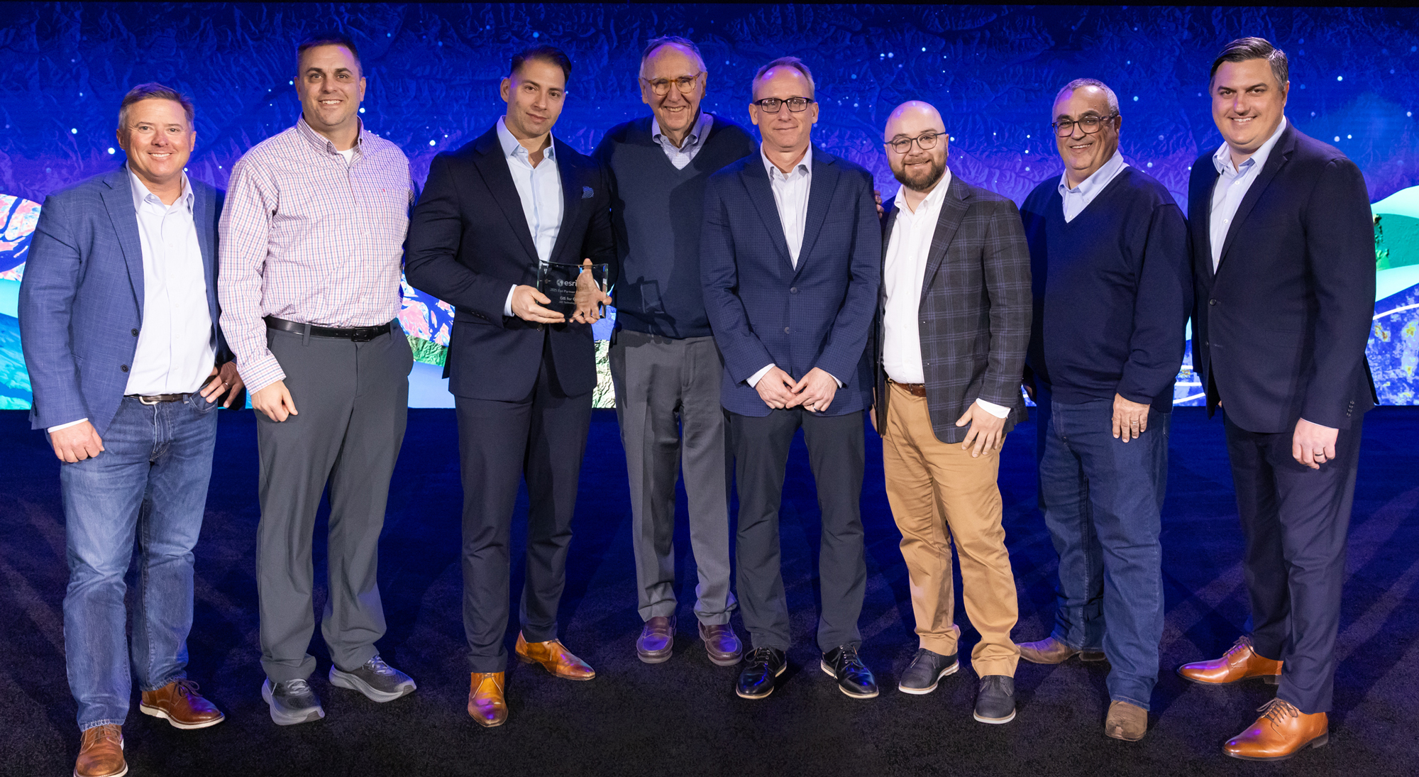 JMT Technology Group and Johns Hopkins University Receive Esri Partner Award for Creating Wayfinding GIS Application banner